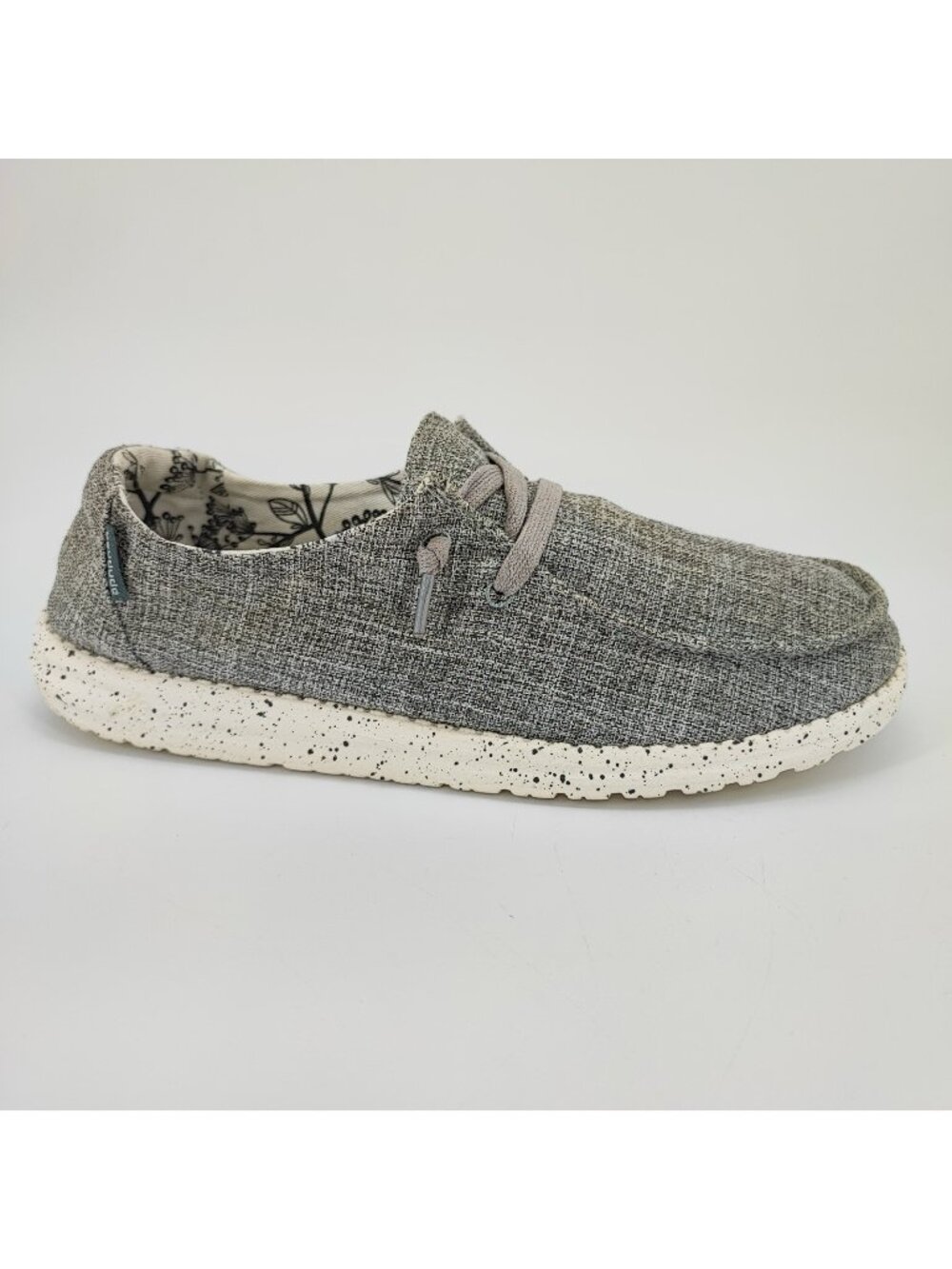 Hey Dude Wendy L Linen Women’s 9 US Loafers Canvas Iron Gray Slip On 121533901